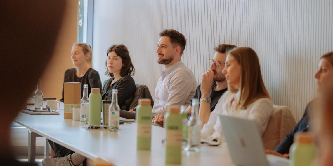 Corporate_Influencer_H1